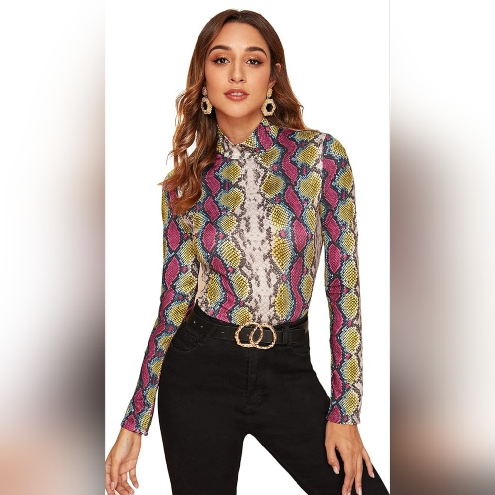 Women's Long Sleeve Mock Neck Slim Snakeskin Top Multi Color M